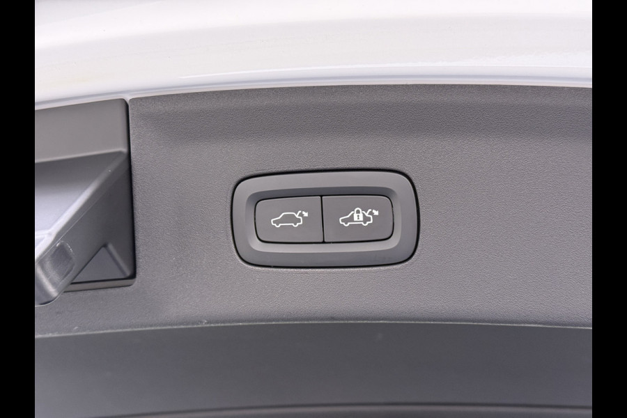 Polestar 2 Long Range Warmtepomp Panoramadak Head-up display Harman&Kardon®-Audio Camera Stoel+Stuur+Achterbankverwarming Elek.Achterklep G Elek.Stoel+Memory Apple Carplay Android Auto Lmv Led-Pixel Keyless 1e Eigenaar Dealeronderhouden Origineel Nederlandse Auto
