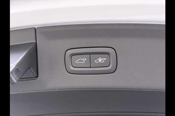 Polestar 2 Long Range Warmtepomp Panoramadak Head-up display Harman&Kardon®-Audio Camera Stoel+Stuur+Achterbankverwarming Elek.Achterklep G Elek.Stoel+Memory Apple Carplay Android Auto Lmv Led-Pixel Keyless 1e Eigenaar Dealeronderhouden Origineel Nederlandse Auto