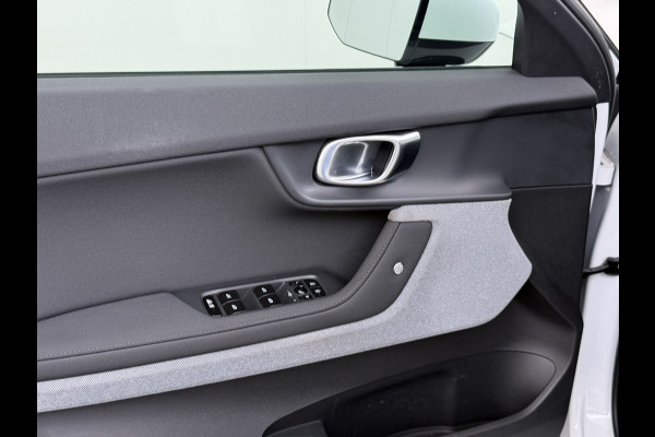 Polestar 2 Long Range Warmtepomp Panoramadak Head-up display Harman&Kardon®-Audio Camera Stoel+Stuur+Achterbankverwarming Elek.Achterklep G Elek.Stoel+Memory Apple Carplay Android Auto Lmv Led-Pixel Keyless 1e Eigenaar Dealeronderhouden Origineel Nederlandse Auto