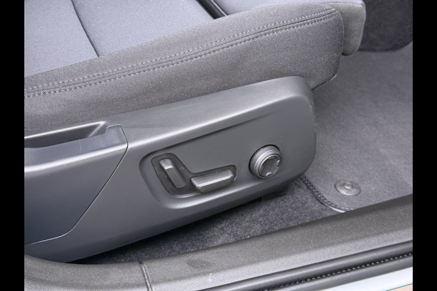 Polestar 2 Long Range Warmtepomp Panoramadak Head-up display Harman&Kardon®-Audio Camera Stoel+Stuur+Achterbankverwarming Elek.Achterklep G Elek.Stoel+Memory Apple Carplay Android Auto Lmv Led-Pixel Keyless 1e Eigenaar Dealeronderhouden Origineel Nederlandse Auto
