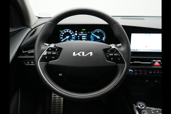 Kia Niro 1.6 GDi ExecutiveLine PHEV 182pk Dealer O.H | Adaptive Cruise | Camera | Harman / Kardon | Lederen Sporstoelen Memory & Ventilatie | Keyless | Apple Carplay | Stoel & Stuurverwarming | BLIS | Navigatie | Virtual | DAB | 18"L.M | Plug In Hybrid |