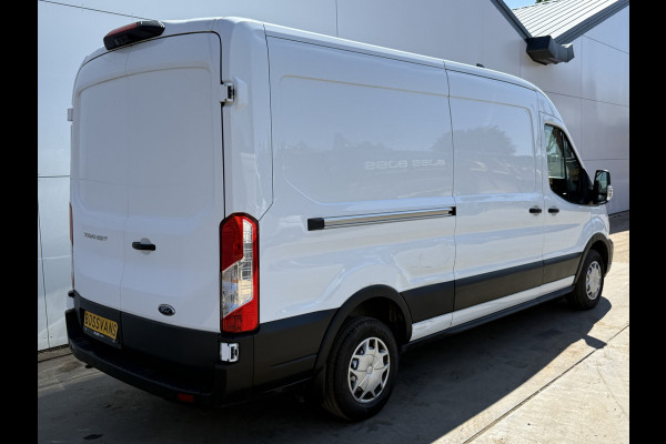 Ford Transit 2.0 TDCI 130PK L3H2 Airco Cruise control Parkeersensoren v+a Camera Voorruitverwarming