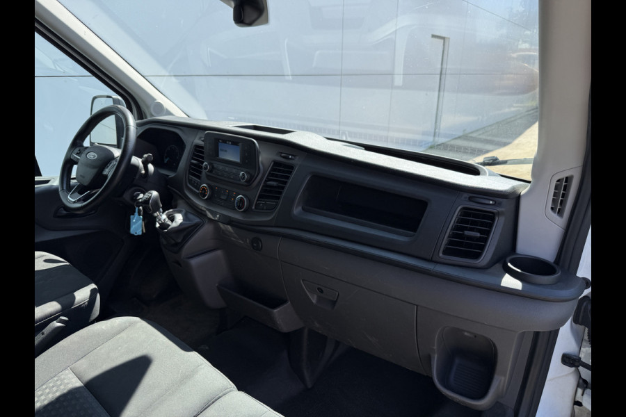 Ford Transit 2.0 TDCI 130PK L3H2 Airco Cruise control Parkeersensoren v+a Camera Voorruitverwarming