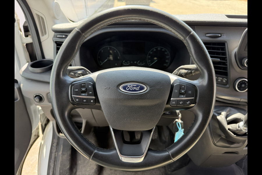 Ford Transit 2.0 TDCI 130PK L3H2 Airco Cruise control Parkeersensoren v+a Camera Voorruitverwarming