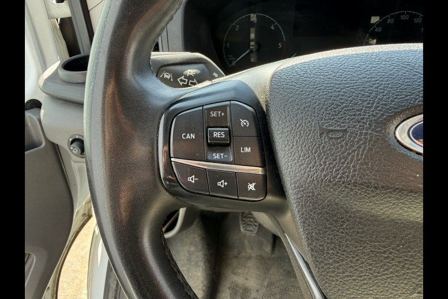 Ford Transit 2.0 TDCI 130PK L3H2 Airco Cruise control Parkeersensoren v+a Camera Voorruitverwarming