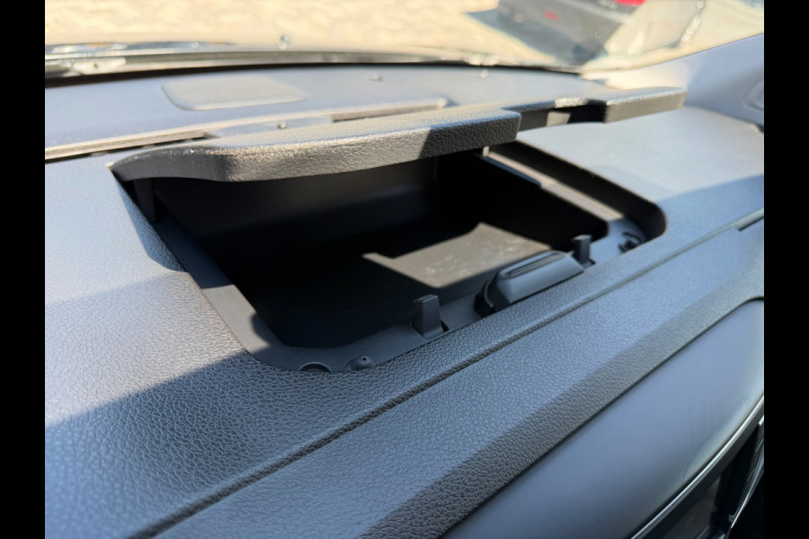 Citroën Jumpy 2.0 BlueHDI 180pk automaat XL Club, CarPlay, HUD, KeyLess, Trekhaak, Clima,