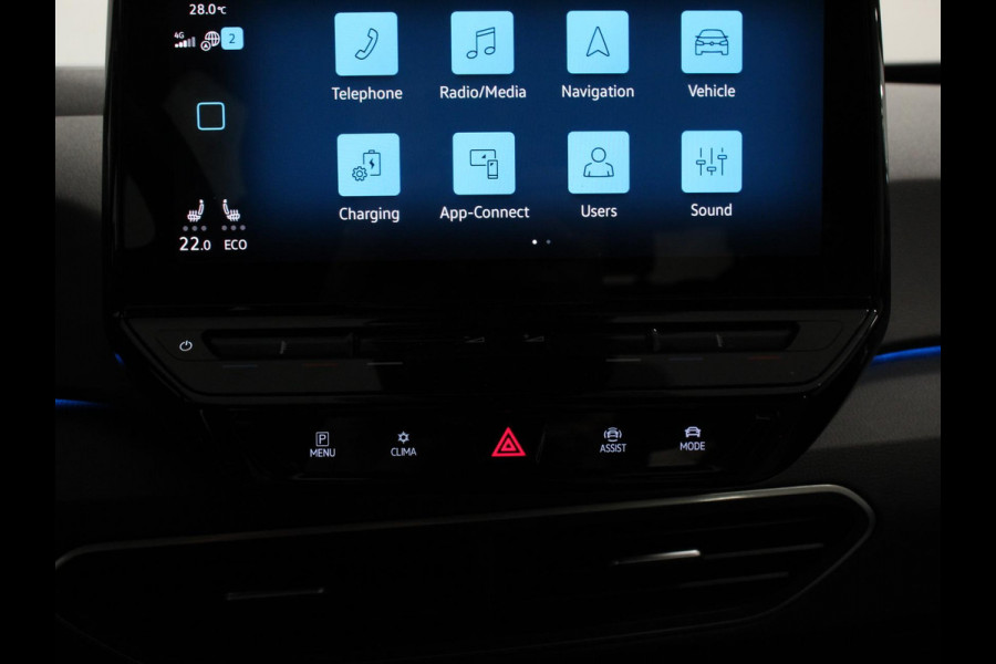 Volkswagen ID.3 First 58 kWh SOH 86% Navigatie Apple Carplay/Android Auto Adaptive Cruise Control Parkeersensoren Stoel- en stuurverwarming Lichtmetalen velgen Climate Control