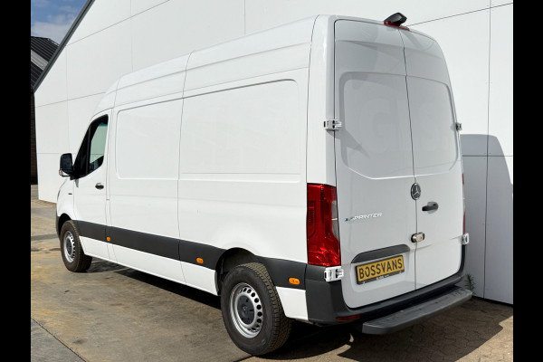 Mercedes-Benz eSprinter eSprinter 312 55kWh L2H2 Elektrisch 145km WLTP 92,5% (SOH) 80kw Snelladen Climate Control Camera