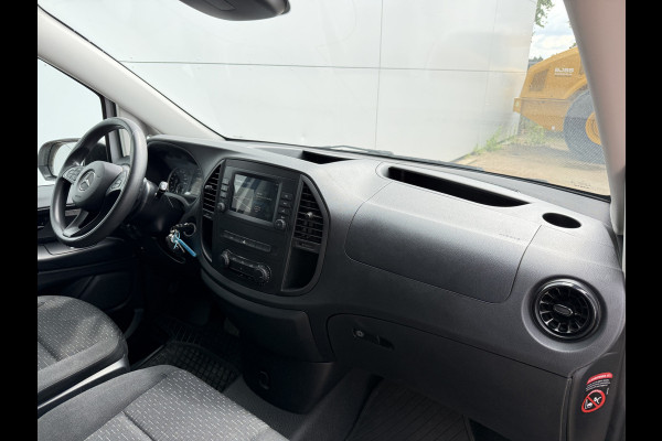 Mercedes-Benz eVito eVito 112 66kWh L2 280km WLTP 95,6% (SOH) 80KW Snelladen Climate Control Apple Carplay Stoelverwarming