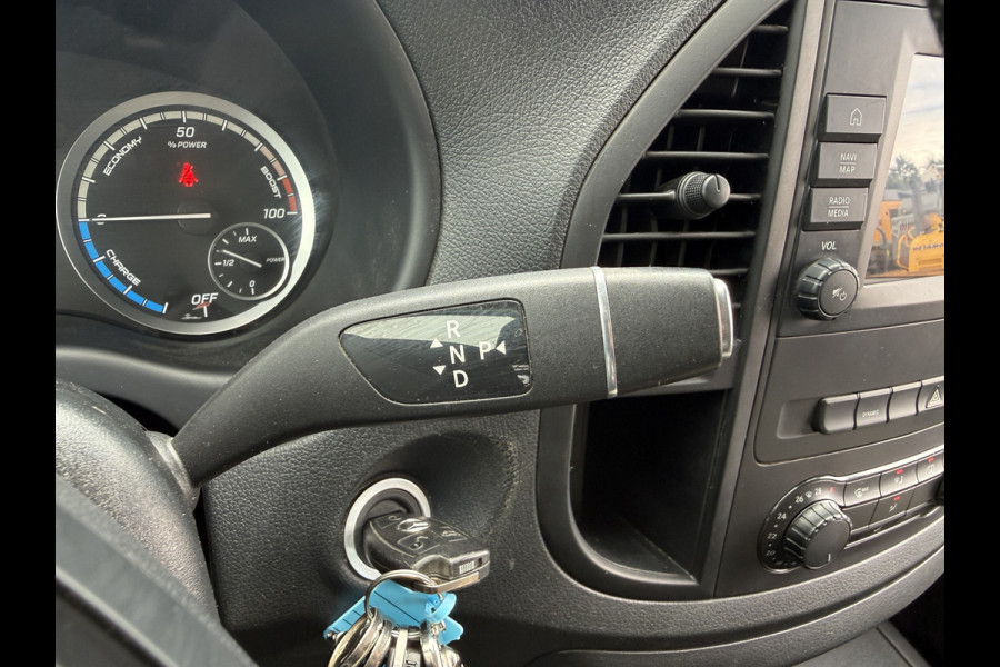 Mercedes-Benz eVito eVito 112 66kWh L2 280km WLTP 95,6% (SOH) 80KW Snelladen Climate Control Apple Carplay Stoelverwarming