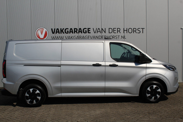 Ford E-Transit Custom 340 L2H1 Trend 71 kWh ELEKTRISCH ! Carplay, Camera, Cruise Contole, Winter pakket Stoel Stuur en Voorruit verwarming, Van € 46.340,- nu voor € 37.950,-