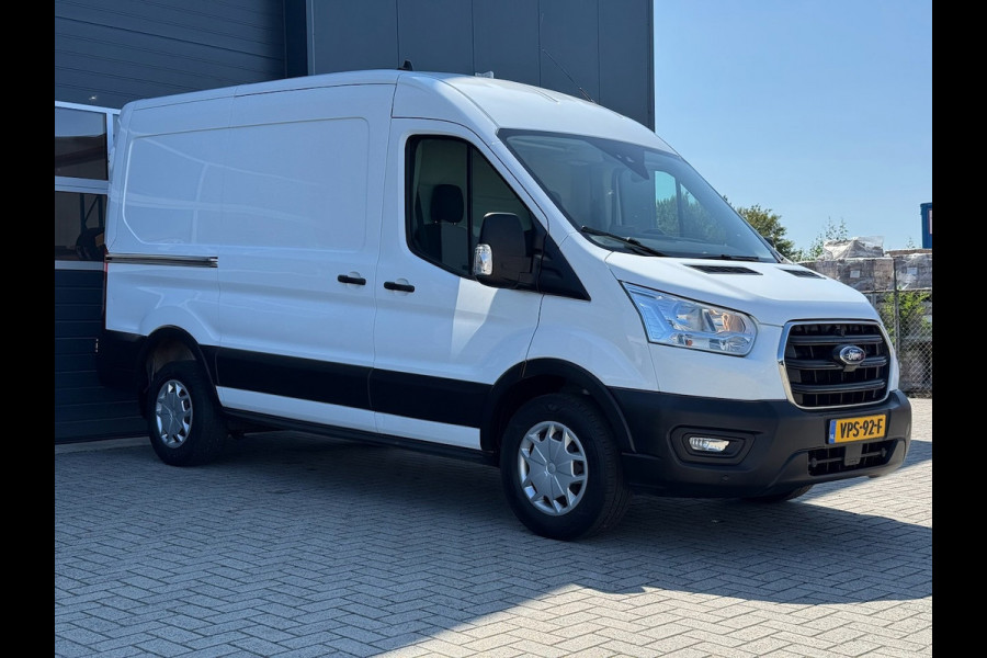 Ford Transit 350 2.0 TDCI 130pk L2H2 Trend MHEV | Camera | Trekhaak | Winterpack | Cruise | Bluetooth | CarPlay | Airco