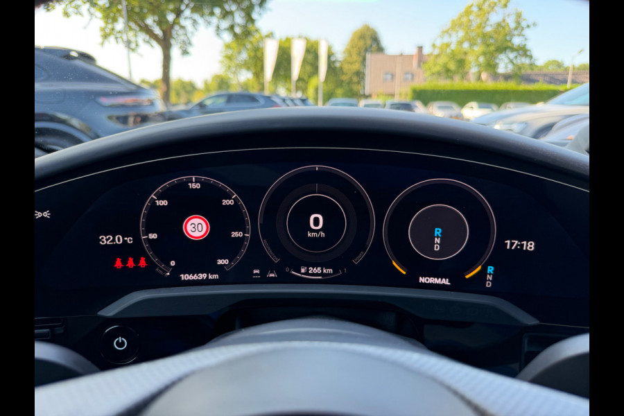 Porsche Taycan GTS 93 kWh / SoH 91,6% / Panoramadak / 360Camera / Head-up / Passenger Display / Achterasbesturing / Keyless / Bose / 21'' / Luchtvering / Sportdesign+Chrono / Matrix LED / Carbon intr. / Innodrive