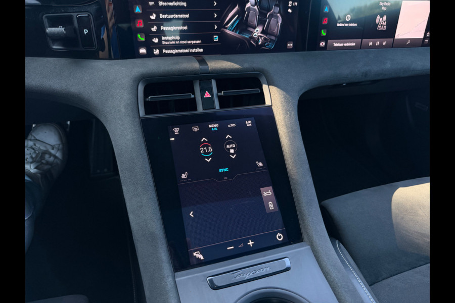 Porsche Taycan GTS 93 kWh / SoH 91,6% / Panoramadak / 360Camera / Head-up / Passenger Display / Achterasbesturing / Keyless / Bose / 21'' / Luchtvering / Sportdesign+Chrono / Matrix LED / Carbon intr. / Innodrive