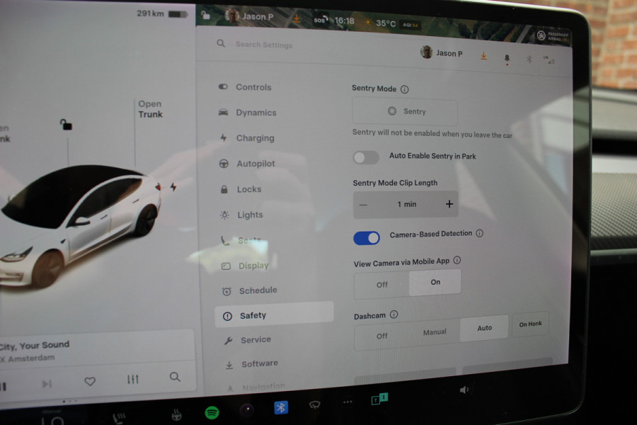 Tesla Model 3 Standard RWD Plus 60 kWh / SOH 93,5% / FACELIFT / Autopilot / Panoramadak / Camera / Leder / 19'' / Leder / Premium Audio / Warmtepomp