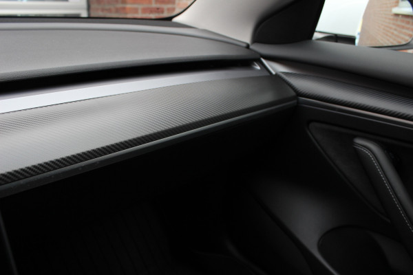 Tesla Model 3 Standard RWD Plus 60 kWh / SOH 93,5% / FACELIFT / Autopilot / Panoramadak / Camera / Leder / 19'' / Leder / Premium Audio / Warmtepomp
