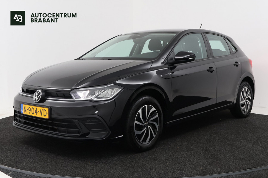 Volkswagen Polo 1.0 TSI Life Business (STOELVERWARMING, CAMERA, CRUISE ADAPTIEF, NAVIGATIE, PARKEERSENSOREN)
