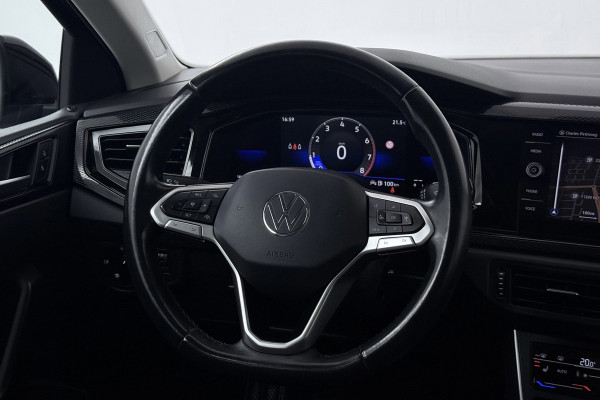 Volkswagen Polo 1.0 TSI Life Business (STOELVERWARMING, CAMERA, CRUISE ADAPTIEF, NAVIGATIE, PARKEERSENSOREN)