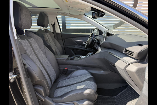 Peugeot 3008 1.2 PureTech Allure 2e Eigenaar|Schuifdak|Camera|Carplay|Clima|Trekhaak|i-Cockpit|Cruise|Elek Ramen|LM Velgen|PDC V+A|D-riem vv in 2024|Stoelverwarming|Nieuwe APK bij aflevering