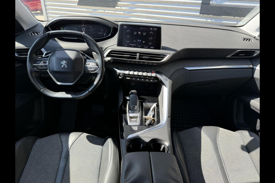 Peugeot 3008 1.2 PureTech Allure 2e Eigenaar|Schuifdak|Camera|Carplay|Clima|Trekhaak|i-Cockpit|Cruise|Elek Ramen|LM Velgen|PDC V+A|D-riem vv in 2024|Stoelverwarming|Nieuwe APK bij aflevering