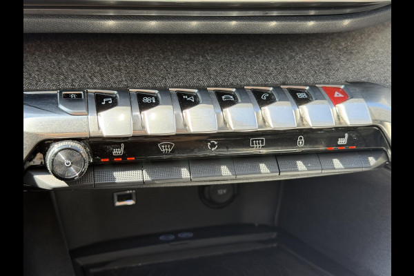 Peugeot 3008 1.2 PureTech Allure 2e Eigenaar|Schuifdak|Camera|Carplay|Clima|Trekhaak|i-Cockpit|Cruise|Elek Ramen|LM Velgen|PDC V+A|D-riem vv in 2024|Stoelverwarming|Nieuwe APK bij aflevering
