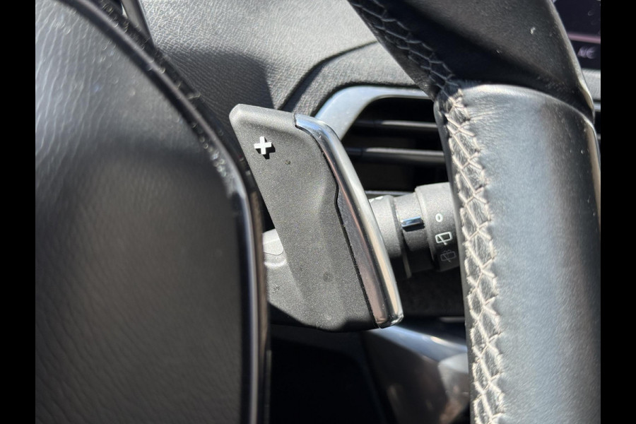 Peugeot 3008 1.2 PureTech Allure 2e Eigenaar|Schuifdak|Camera|Carplay|Clima|Trekhaak|i-Cockpit|Cruise|Elek Ramen|LM Velgen|PDC V+A|D-riem vv in 2024|Stoelverwarming|Nieuwe APK bij aflevering