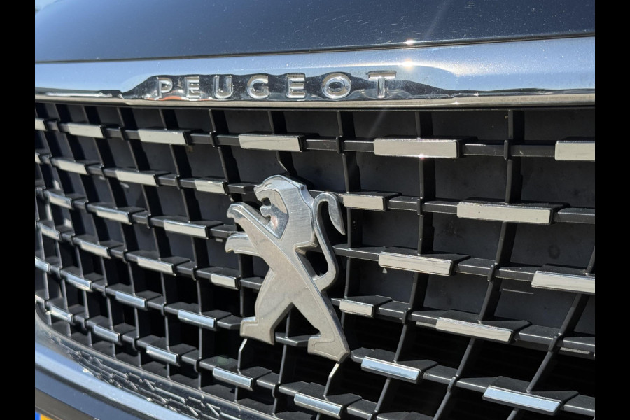 Peugeot 3008 1.2 PureTech Allure 2e Eigenaar|Schuifdak|Camera|Carplay|Clima|Trekhaak|i-Cockpit|Cruise|Elek Ramen|LM Velgen|PDC V+A|D-riem vv in 2024|Stoelverwarming|Nieuwe APK bij aflevering