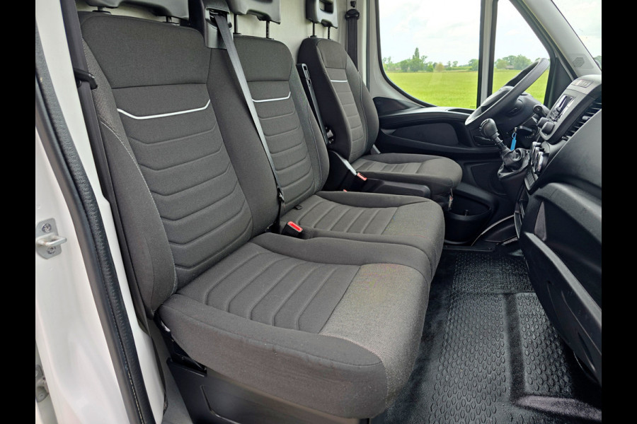Iveco Daily 35S14V 352L H2 - Euro 6 - 140 Pk - Dubbel Lucht - Airco - Cruise Control
