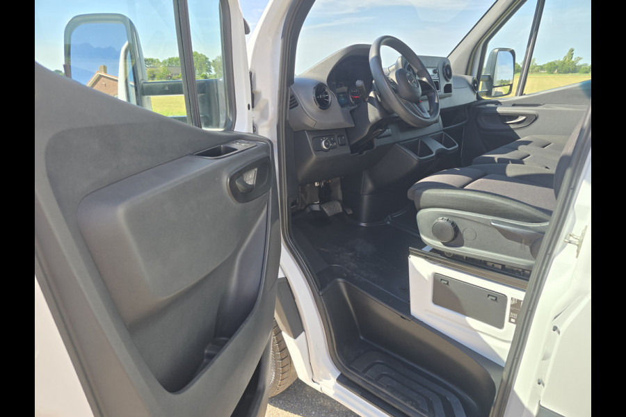 Mercedes-Benz Sprinter 515 CDI Bakwagen + Laadklep - AUTOMAAT - Euro 6 - 150 Pk - Airco - Cruise Control