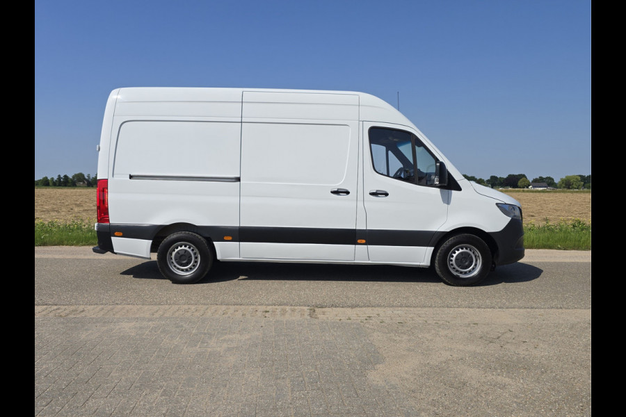 Mercedes-Benz Sprinter 315 1.9 CDI L2H2 RWD - Euro 6 - 150 Pk - MBUX - ParkeerCamera - Airco - Cruise Control