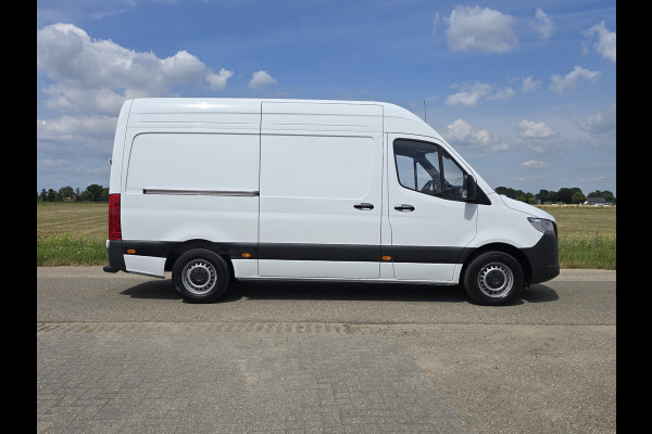 Mercedes-Benz Sprinter 315 1.9 CDI L2H2 RWD - Euro 6 - AUTOMAAT - 150 Pk - MBUX - ParkeerCamera -