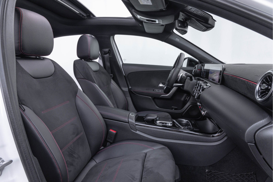 Mercedes-Benz A-Klasse 200 Launch Edition Premium Plus AMG Pano 19''