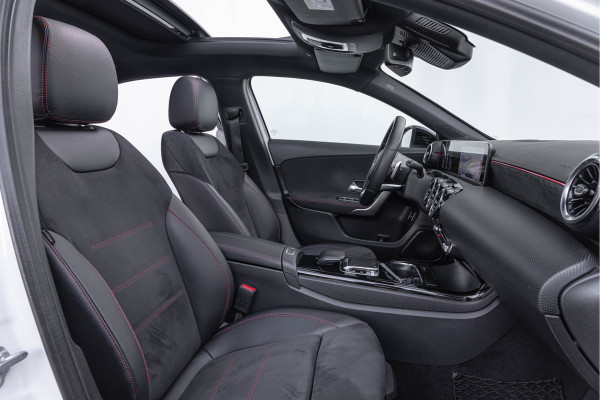 Mercedes-Benz A-Klasse 200 Launch Edition Premium Plus AMG Pano 19''