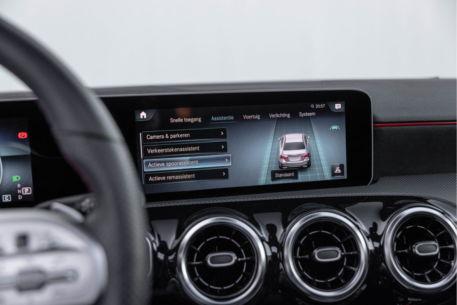 Mercedes-Benz A-Klasse 200 Launch Edition Premium Plus AMG Pano 19''