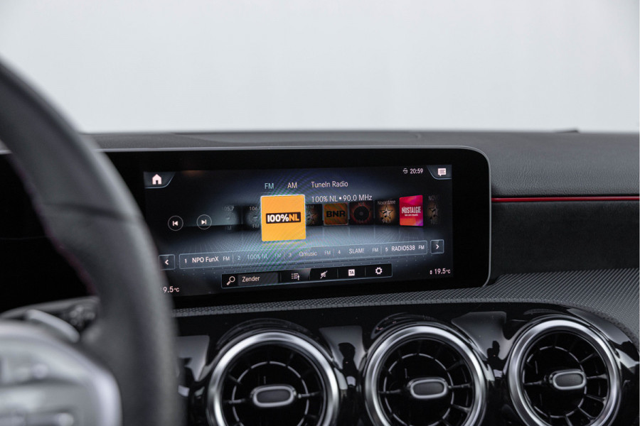Mercedes-Benz A-Klasse 200 Launch Edition Premium Plus AMG Pano 19''