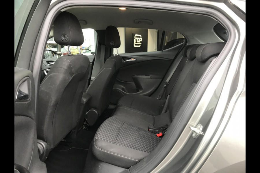 Opel Astra 1.0 Business+ Navi