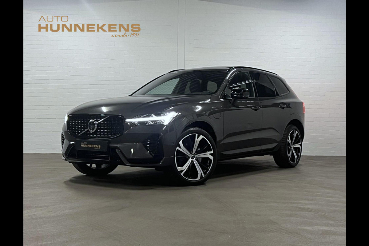 Volvo XC60 2.0 T8 Plug-in hybrid AWD Plus Dark Luchtvering | Trekhaak | Adapt. cruise | Open dak | 360 camera | Harman/Kardon | Stuur-/Stoelverwarming