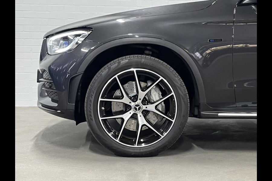 Mercedes-Benz GLC 300e 4MATIC AMG-line Trekhaak | Burmester | Open dak | Stoelverwarming | Carplay | Cruise control | Achteruitrij camera