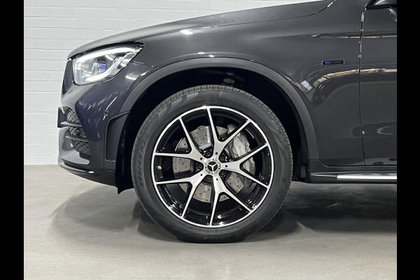 Mercedes-Benz GLC 300e 4MATIC AMG-line Trekhaak | Burmester | Open dak | Stoelverwarming | Carplay | Cruise control | Achteruitrij camera