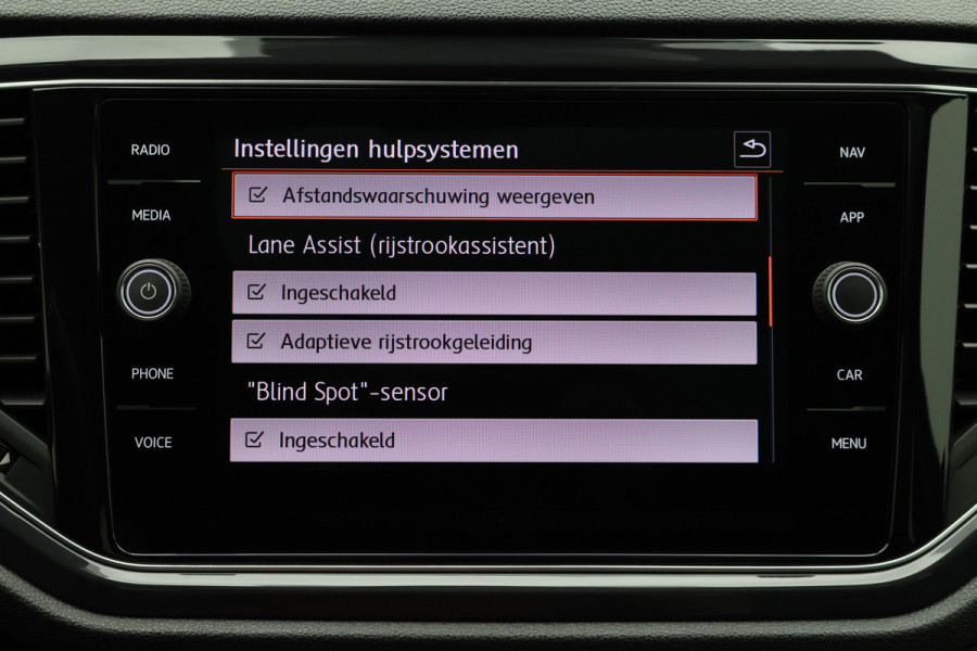 Volkswagen T-Roc 2.0 TSI 4Motion Sport Business R Panoramadak, Beats Audio, ACC, Virtual Cockpit, Camera, Trekhaak, 19''