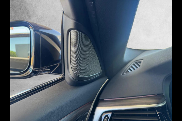 BMW 5 Serie Touring 530i High Executive (Goed OndH, Trekhaak, 360 Camera, Navi, Stoel/stuur VerW, Camera, Comfort Stoelen, Etc)
