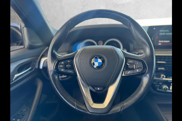 BMW 5 Serie Touring 530i High Executive (Goed OndH, Trekhaak, 360 Camera, Navi, Stoel/stuur VerW, Camera, Comfort Stoelen, Etc)