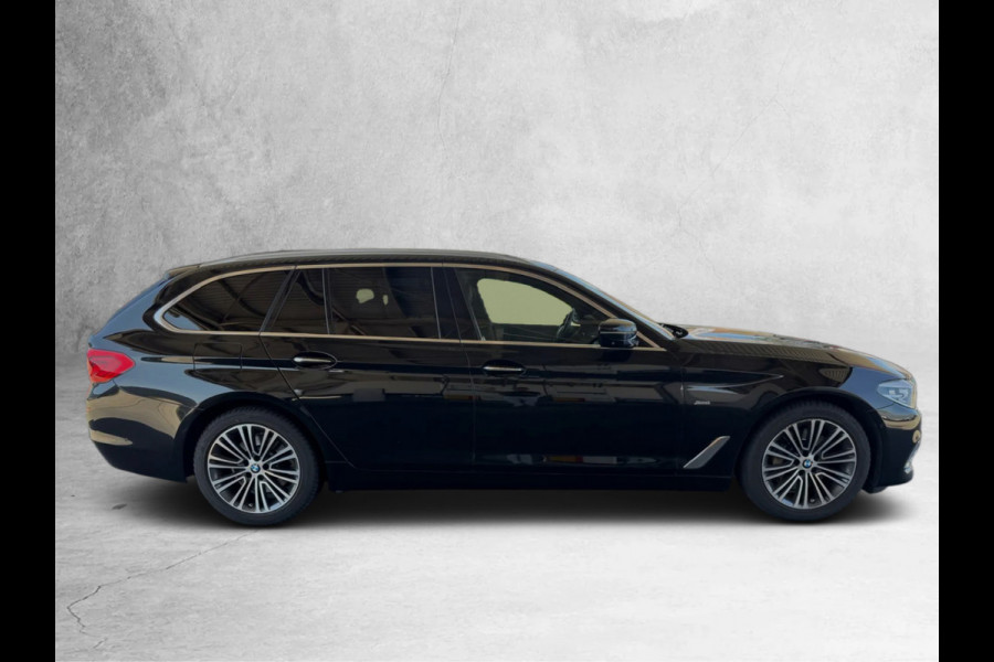 BMW 5 Serie Touring 530i High Executive (Goed OndH, Trekhaak, 360 Camera, Navi, Stoel/stuur VerW, Camera, Comfort Stoelen, Etc)