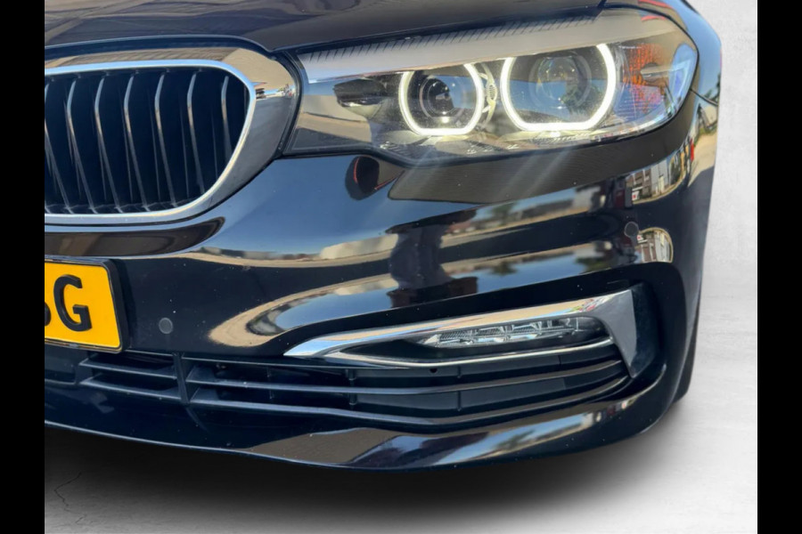 BMW 5 Serie Touring 530i High Executive (Goed OndH, Trekhaak, 360 Camera, Navi, Stoel/stuur VerW, Camera, Comfort Stoelen, Etc)