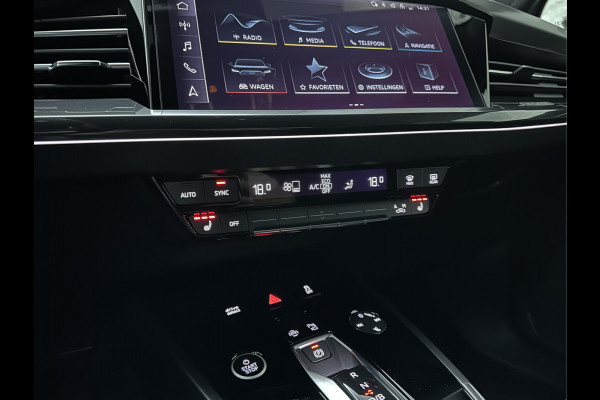 Audi Q4 Sportback e-tron 40 S-Line 77 kWh | Sportstoelen | SOH 98,5 % | H-Leder | ACC | Lane ass. | Virtual + | Black-Optic | Stoelverwarming | Camera | Matrix-Led | Getint Glas | Zwarte Hemelbekleding | MMi+ | 3-Zone Clima | Bovag Garantie |