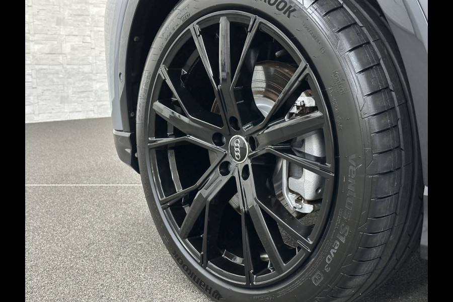 Audi Q4 Sportback e-tron 40 S-Line 77 kWh | Sportstoelen | SOH 98,5 % | H-Leder | ACC | Lane ass. | Virtual + | Black-Optic | Stoelverwarming | Camera | Matrix-Led | Getint Glas | Zwarte Hemelbekleding | MMi+ | 3-Zone Clima | Bovag Garantie |