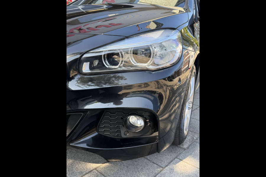BMW 2 Serie Active Tourer 218i M- Sport - Navigatie I Airco I Sport pakket I LED I PDC I Trekhaak I Dealer onderhouden