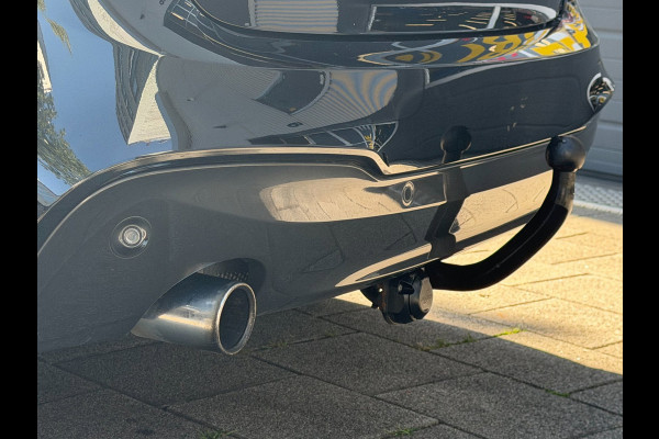 BMW 2 Serie Active Tourer 218i M- Sport - Navigatie I Airco I Sport pakket I LED I PDC I Trekhaak I Dealer onderhouden