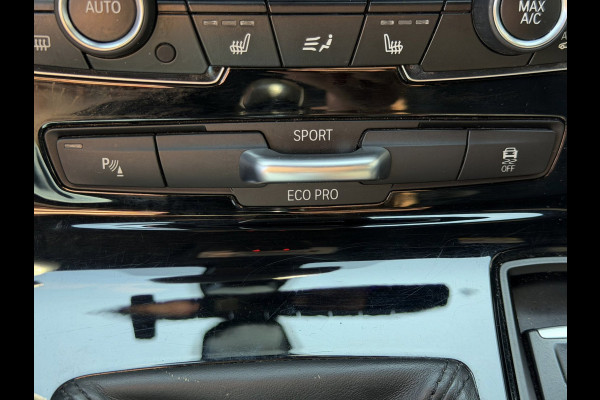 BMW 2 Serie Active Tourer 218i M- Sport - Navigatie I Airco I Sport pakket I LED I PDC I Trekhaak I Dealer onderhouden