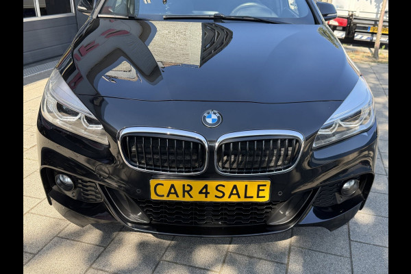 BMW 2 Serie Active Tourer 218i M- Sport - Navigatie I Airco I Sport pakket I LED I PDC I Trekhaak I Dealer onderhouden